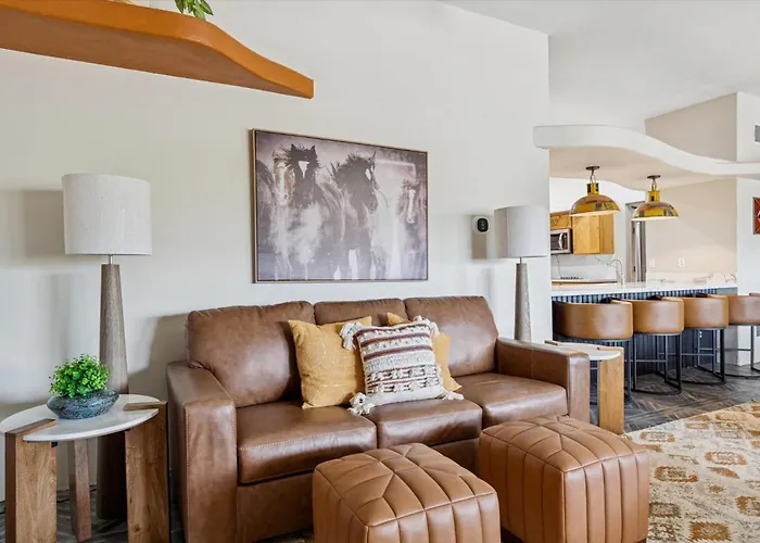 Holiday home Dutchman Copper Ranch - Rooftop Patio, Heated Pool, Mtn Views, Waterslide Apache Junction