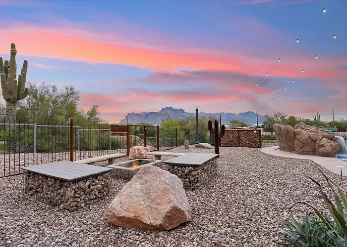 Dutchman Copper Ranch - Rooftop Patio, Heated Pool, Mtn Views, Waterslide Holiday home Apache Junction