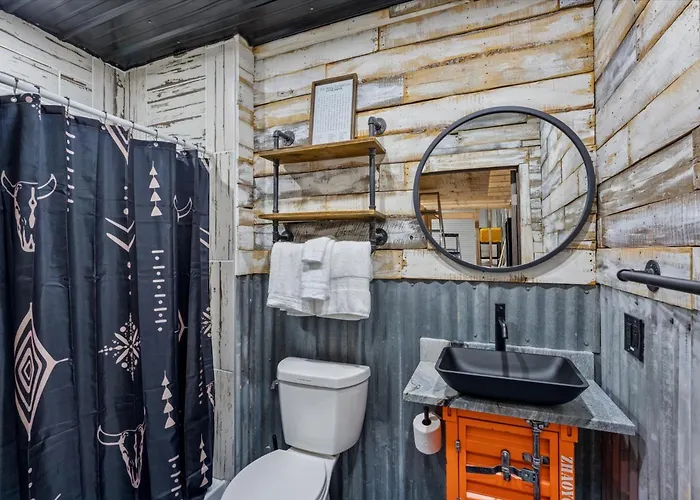 Dutchman Copper Ranch - Rooftop Patio, Heated Pool, Mtn Views, Waterslide Holiday home *