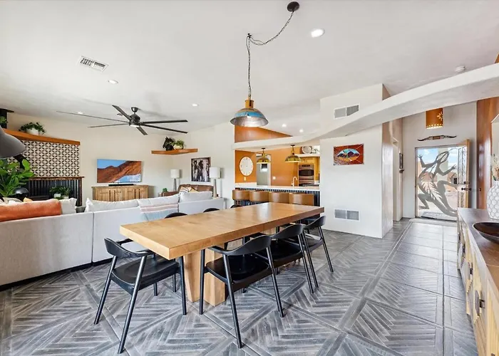 Dutchman Copper Ranch - Rooftop Patio, Heated Pool, Mtn Views, Waterslide Holiday home Apache Junction
