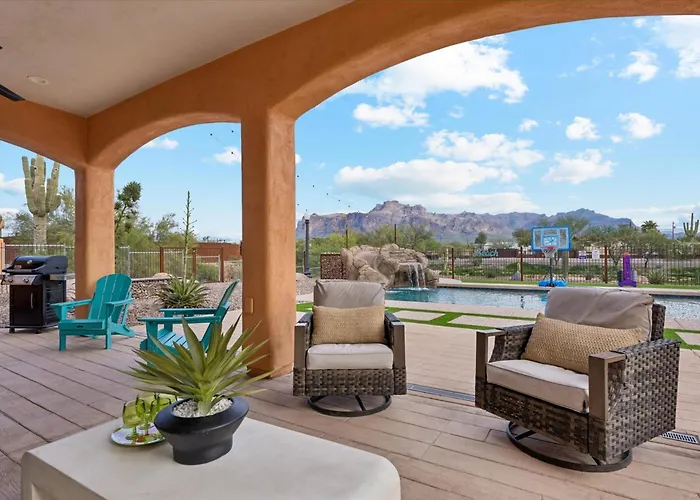 Dutchman Copper Ranch - Rooftop Patio, Heated Pool, Mtn Views, Waterslide Apache Junction