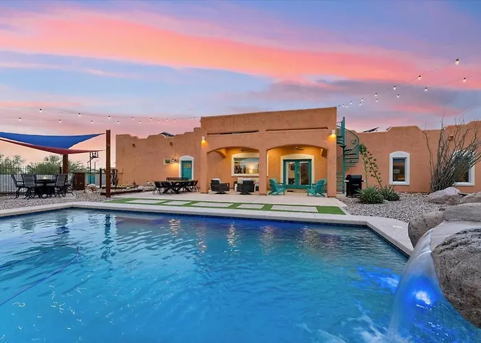 Dutchman Copper Ranch - Rooftop Patio, Heated Pool, Mtn Views, Waterslide * Apache Junction