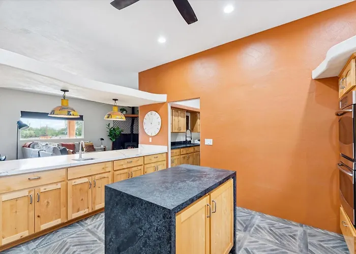 Dutchman Copper Ranch - Rooftop Patio, Heated Pool, Mtn Views, Waterslide Holiday home